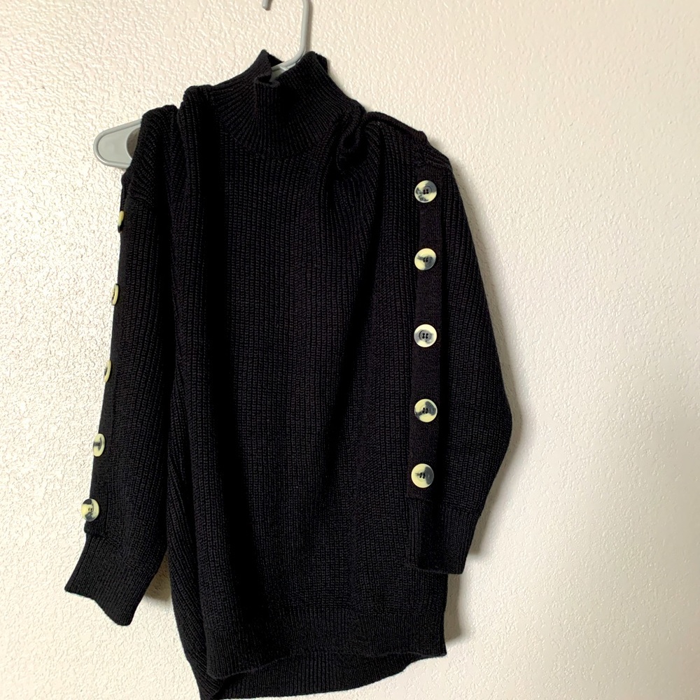 (V84) Venus Women’s Black Cold Shoulder Sweater Medium Long Sleeve Button Detail - Picture 9 of 10